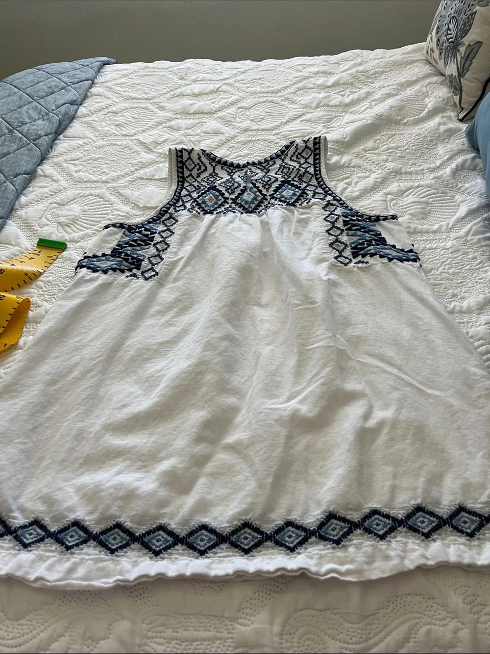 Lucky Brand White Sleeveless Embroidered Tunic with Blue Accents - Picture 7 of 15